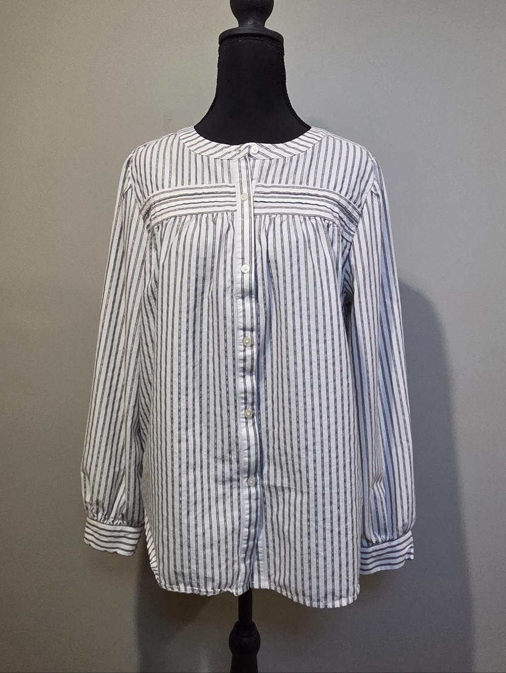 LOFT Cream and Gray Striped Button-Down Top With Gold Metalic Thread - Picture 3 of 8